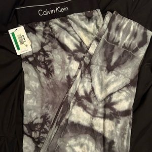Calvin Klein leggings yoga pants